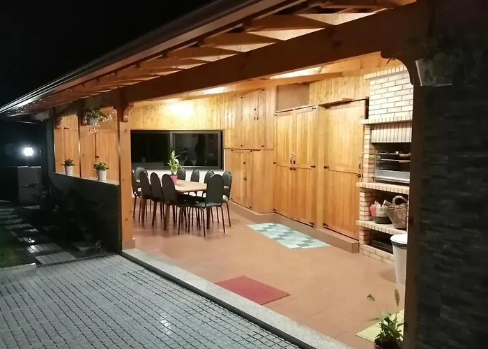 Eucalyptus Pink House
